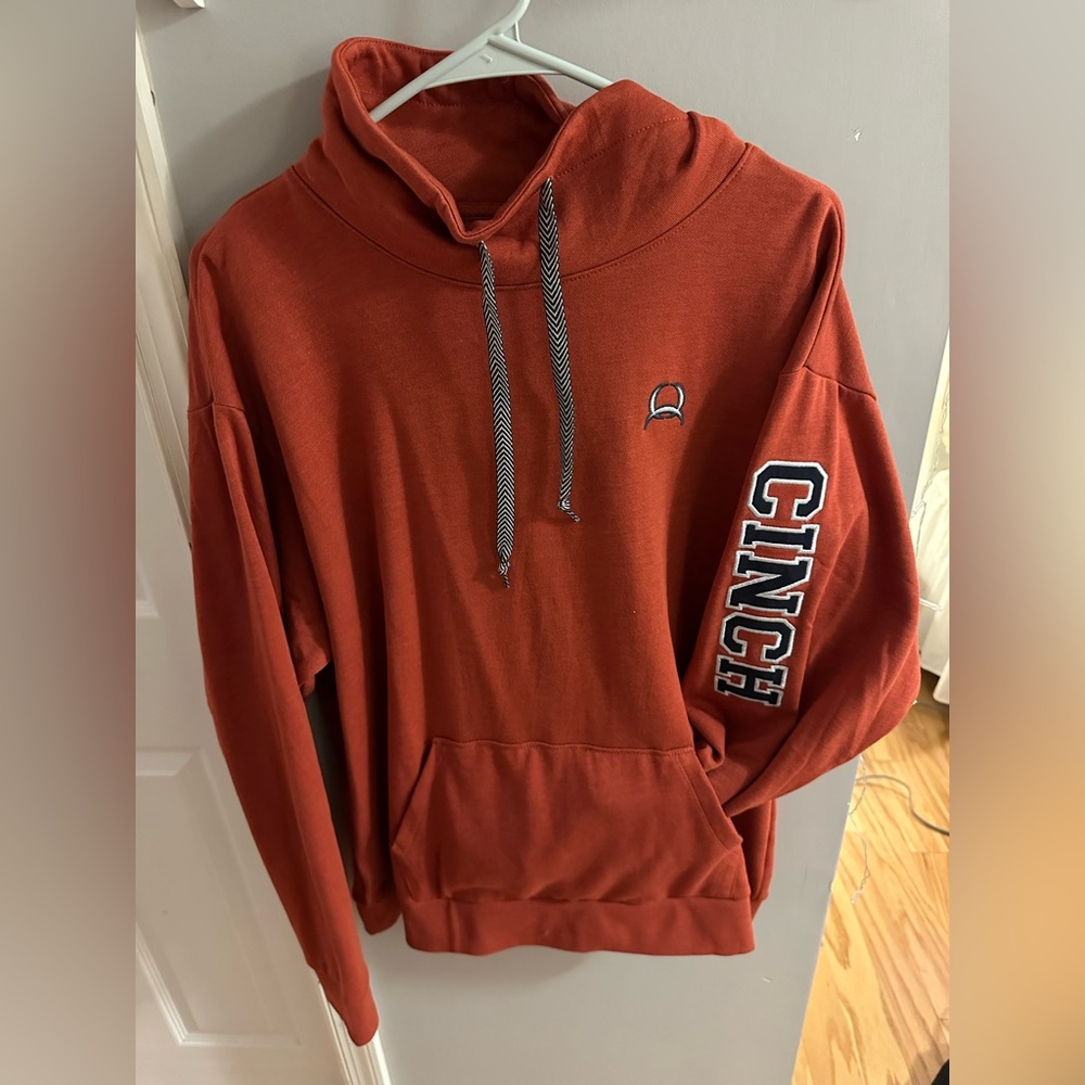 NWOT Cinch Women’s Funnel Neck Sweatshirt